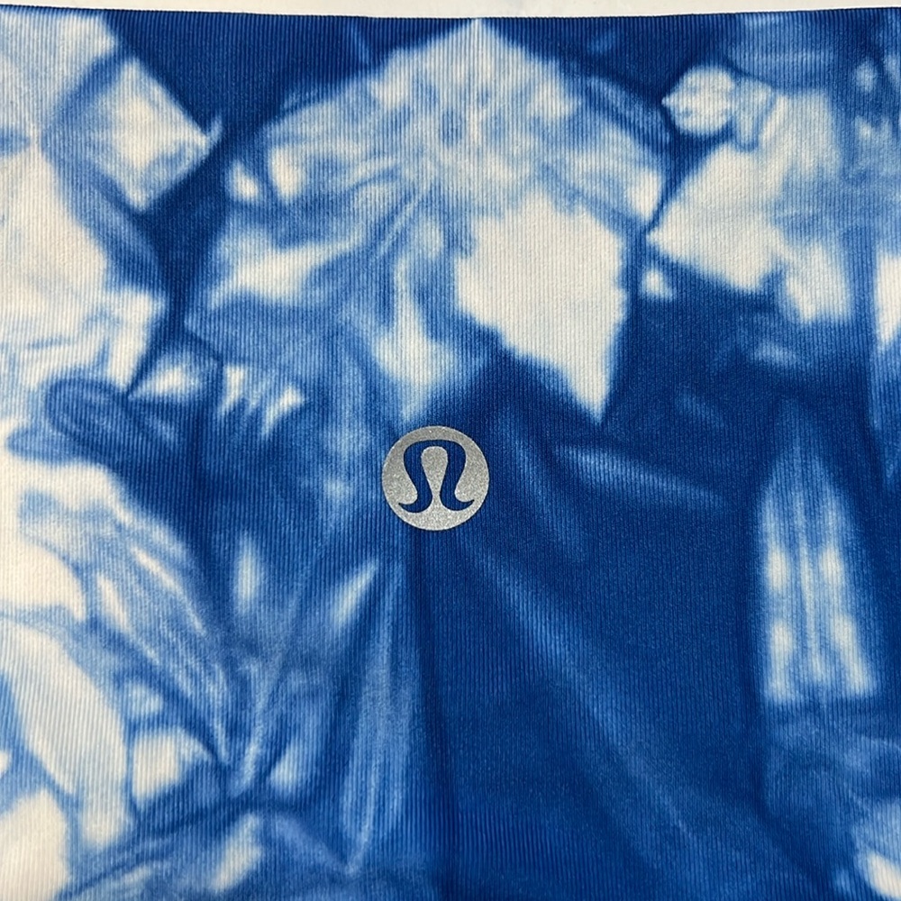 Lululemon Wunder Under Pant (Hi-Rise) Shibori
Shibori Varsity Blue White - Picture 5 of 10